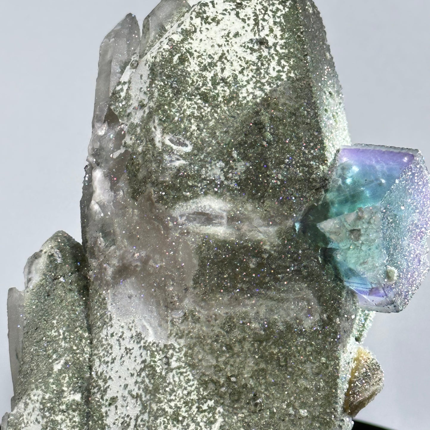 YGX green apple fluorite with garden quartz
