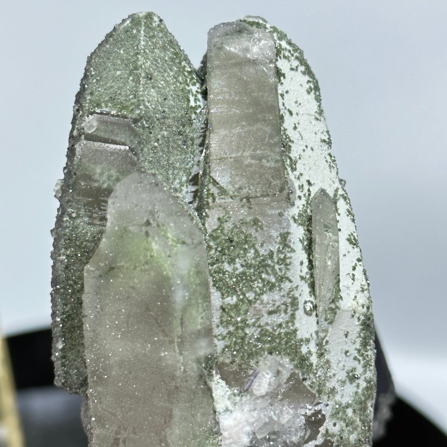 YGX green apple fluorite with garden quartz