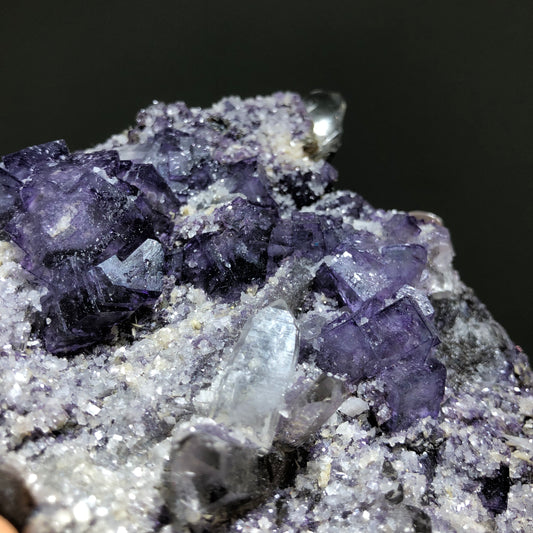 YGX purple cubic fluorite with quartz