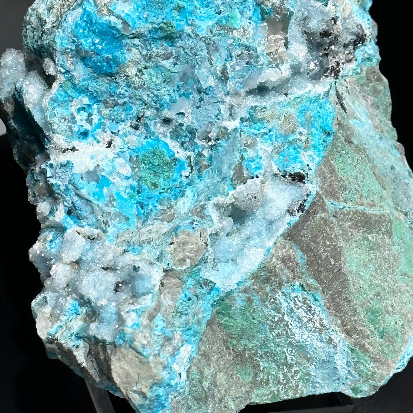 Druzy chrysocolla specimen