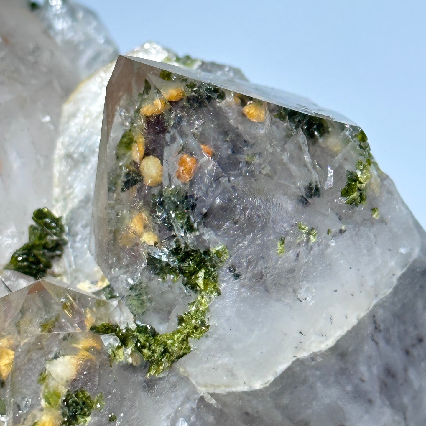 Four season garden quartz cluster