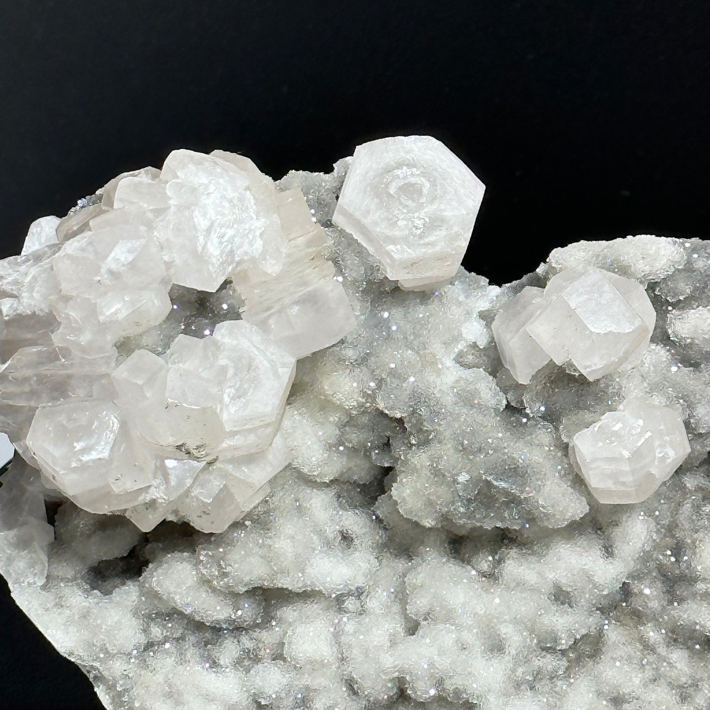Diamond calcite specimen